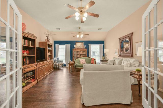 9645 Dry Springs Dr Drive, La Porte, TX 77571