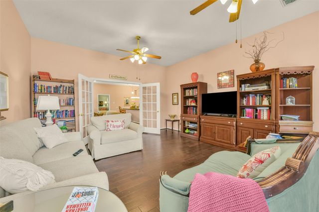 9645 Dry Springs Dr Drive, La Porte, TX 77571