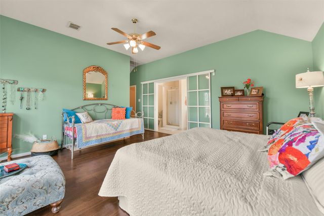 9645 Dry Springs Dr Drive, La Porte, TX 77571