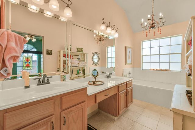 9645 Dry Springs Dr Drive, La Porte, TX 77571