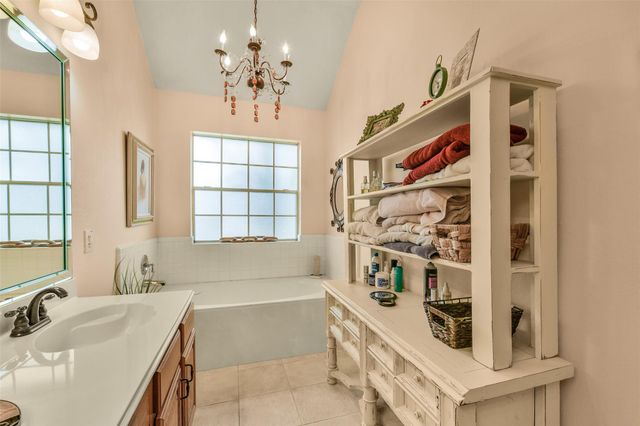 9645 Dry Springs Dr Drive, La Porte, TX 77571