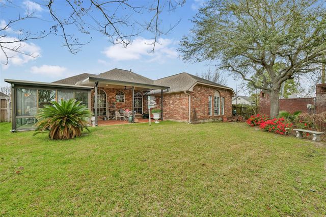 9645 Dry Springs Dr Drive, La Porte, TX 77571