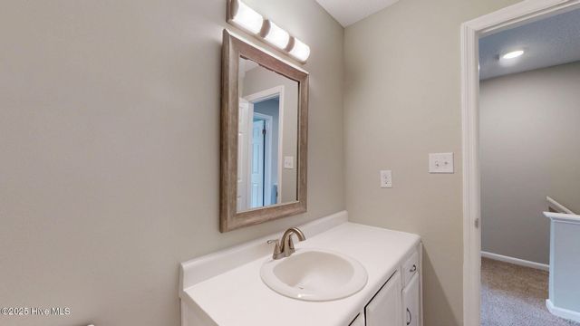 101 David Drive B7, Greenville, NC 27858