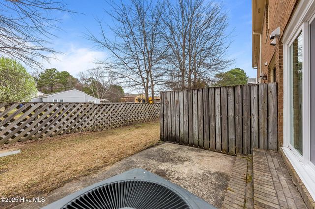 101 David Drive B7, Greenville, NC 27858