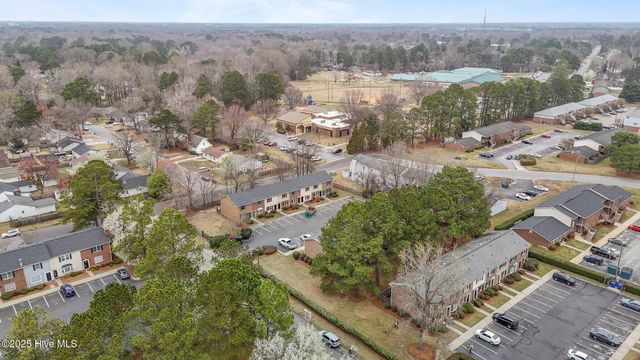 101 David Drive B7, Greenville, NC 27858