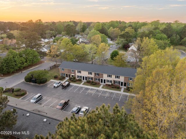 101 David Drive B7, Greenville, NC 27858
