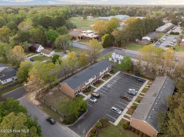 101 David Drive B7, Greenville, NC 27858