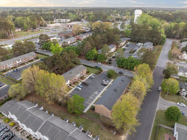 101 David Drive B7, Greenville, NC 27858