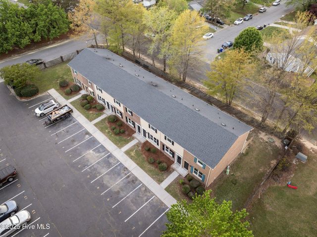 101 David Drive B7, Greenville, NC 27858