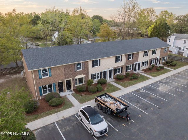 101 David Drive B7, Greenville, NC 27858