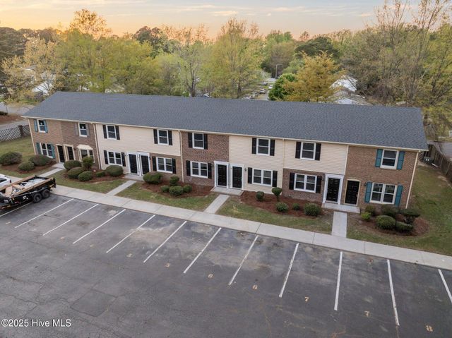 101 David Drive B7, Greenville, NC 27858