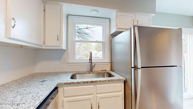 101 David Drive B7, Greenville, NC 27858