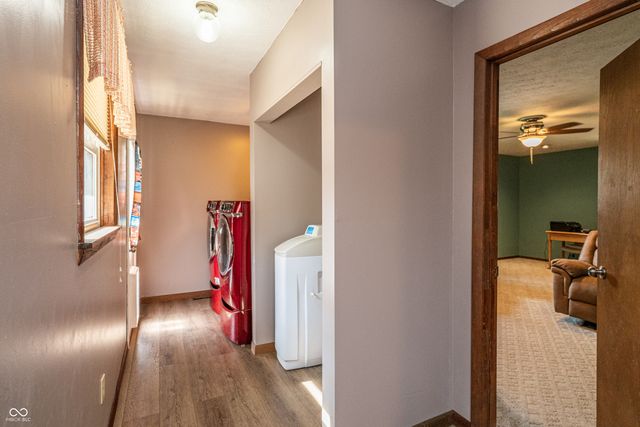 618 Holiday Drive, Seymour, IN 47274