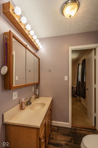 618 Holiday Drive, Seymour, IN 47274