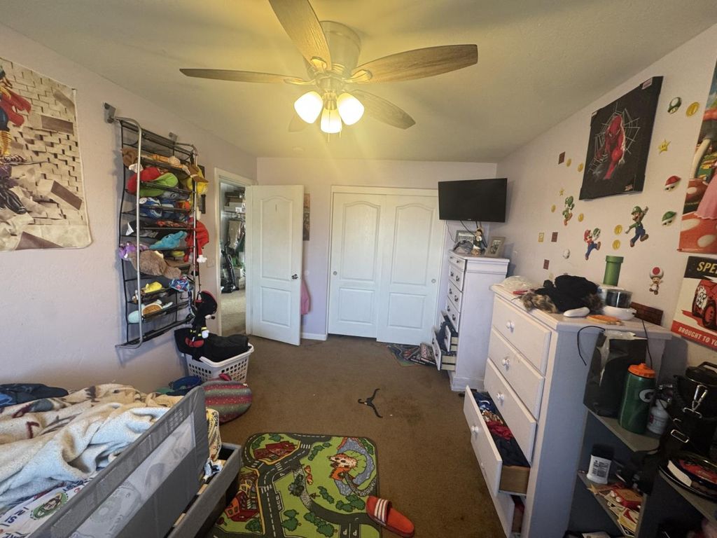 Image 14 of property listing at 6310 E Woodward Avenue, Fresno, CA 93727