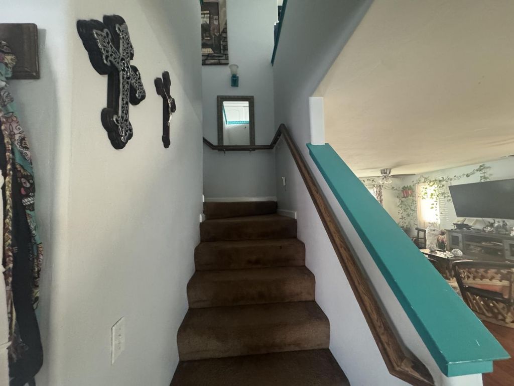 Image 25 of property listing at 6310 E Woodward Avenue, Fresno, CA 93727