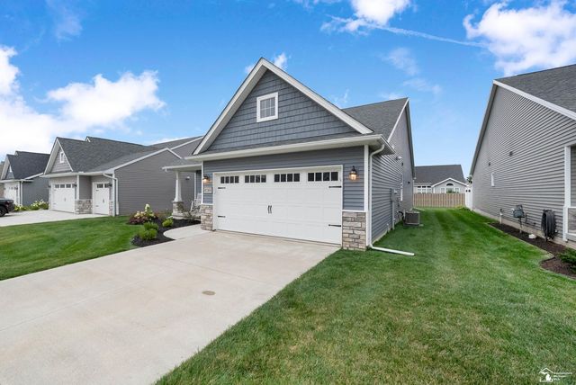 8289 Grande Lk Circle, Temperance, MI 48182