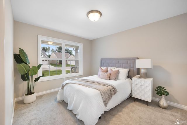 8289 Grande Lk Circle, Temperance, MI 48182