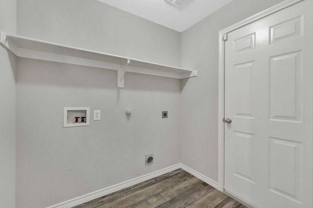 9102 Hogan Drive, Rowlett, TX 75089