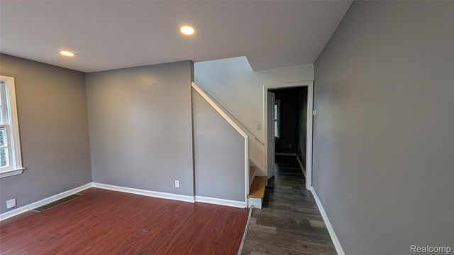 16847 Hubbell Street, Detroit, MI 48235