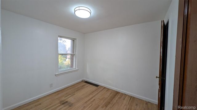 16847 Hubbell Street, Detroit, MI 48235