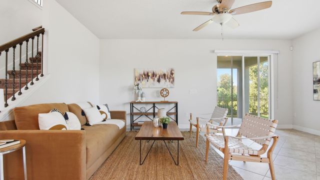 17044 Goldcrest Loop, Clermont, FL 34714