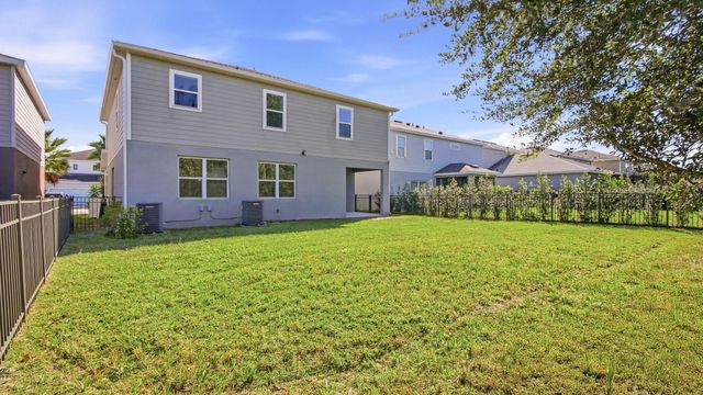 17044 Goldcrest Loop, Clermont, FL 34714