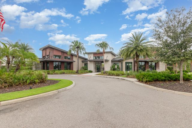 17044 Goldcrest Loop, Clermont, FL 34714