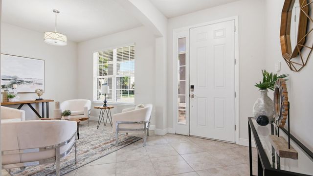 17044 Goldcrest Loop, Clermont, FL 34714