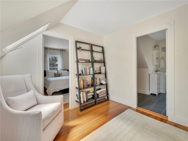 181 Arlington Avenue, Providence, RI 02906