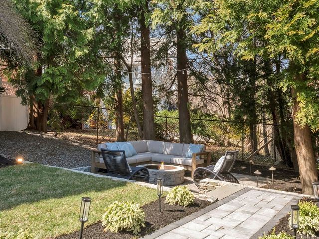 181 Arlington Avenue, Providence, RI 02906