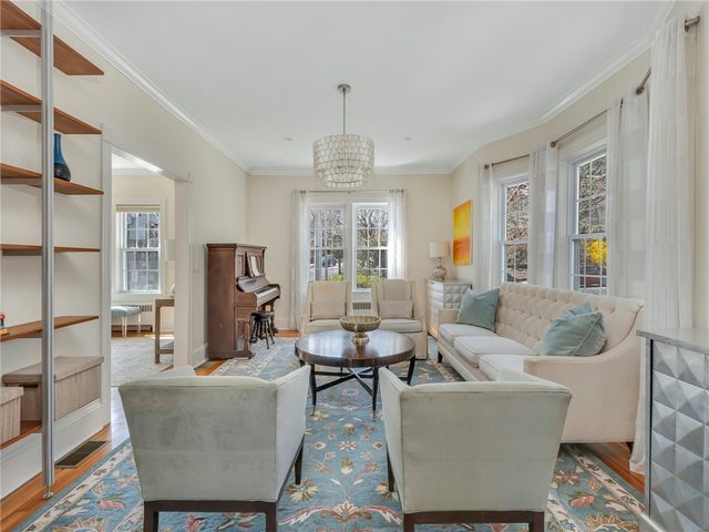 181 Arlington Avenue, Providence, RI 02906