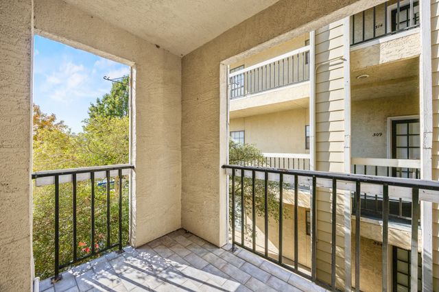4800 W Lovers Lane 406, Dallas, TX 75209