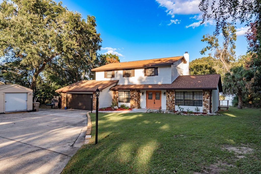 1416 GROVE AVENUE, Leesburg, FL 34748