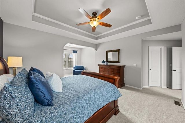 23916 W 124th Court, Olathe, KS 66061