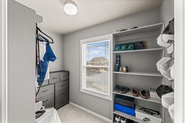 23916 W 124th Court, Olathe, KS 66061