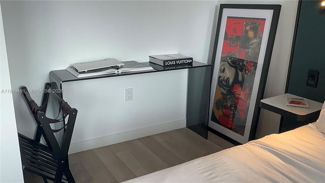 20 NE 11 St ExecPH11, Miami, FL 33132