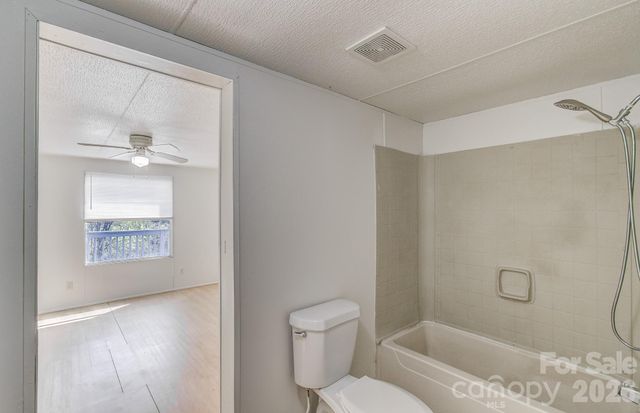 10 Lands End Drive, Candler, NC 28715