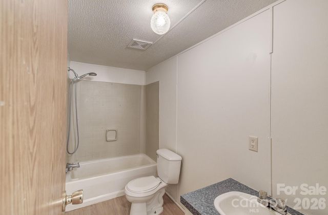 10 Lands End Drive, Candler, NC 28715