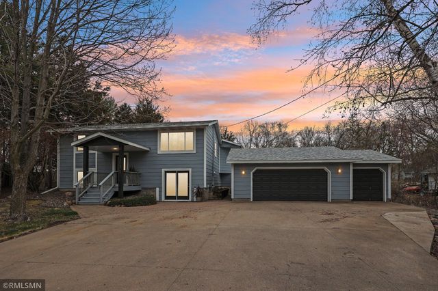 30875 Montclair Drive, Lindstrom, MN 55045