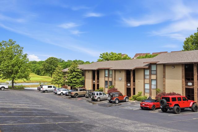 180 Lake Club Drive 4, Branson, MO 65616