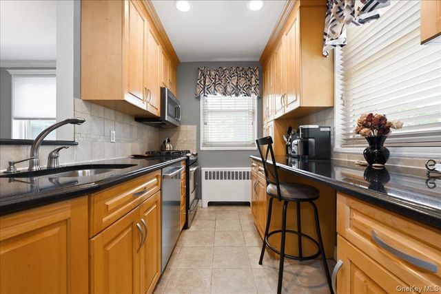 25502 61st Avenue 3-902, Little Neck, NY 11362