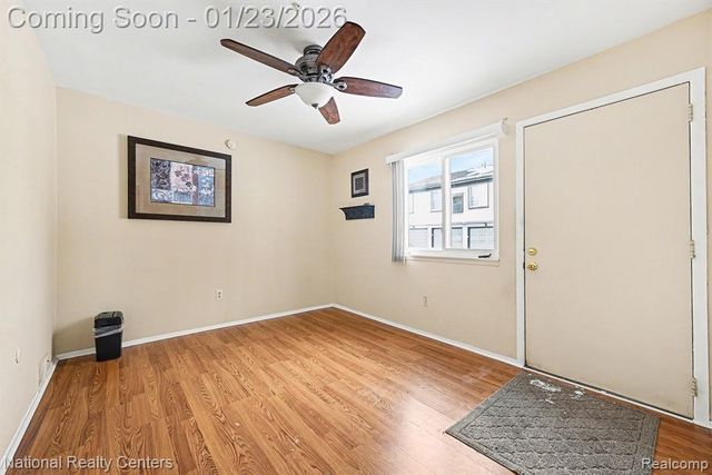 38073 Sherwood Street, Westland, MI 48185