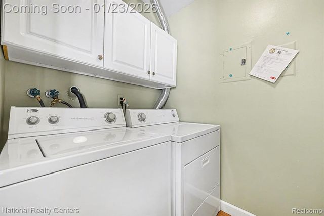 38073 Sherwood Street, Westland, MI 48185