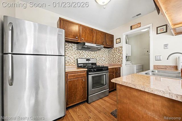 38073 Sherwood Street, Westland, MI 48185