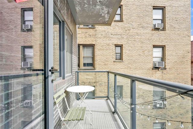 31-41 29th Street 3B, Astoria, NY 11106