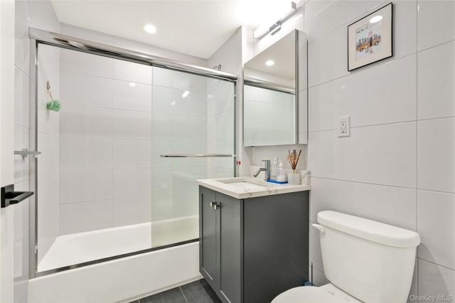 31-41 29th Street 3B, Astoria, NY 11106