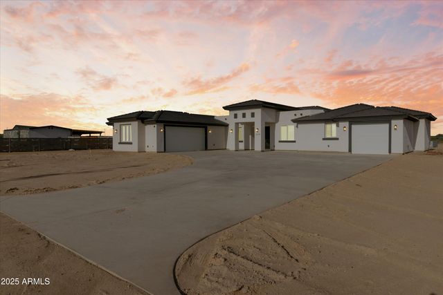 3719 S 335TH Avenue, Tonopah, AZ 85354