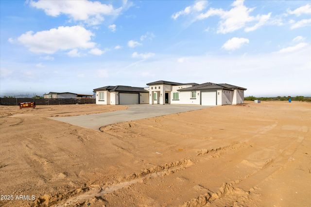 3719 S 335TH Avenue, Tonopah, AZ 85354