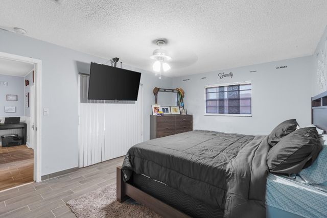 8101 NW 27th Street 4, Coral Springs, FL 33065